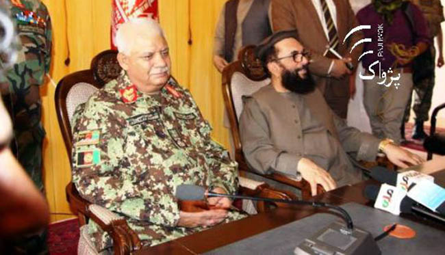 با تشدید فعالیت گروه طالبان،  وزیر دفاع به کندز رفت